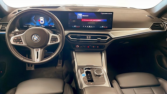 BMW i4 4 of 8
