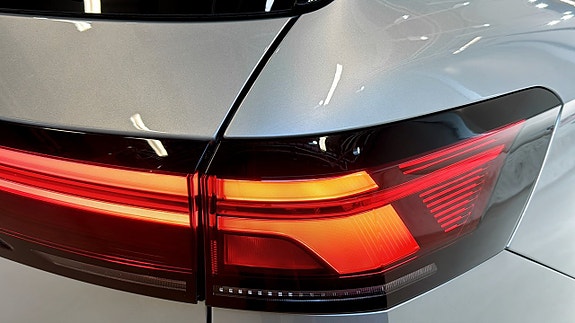 Volkswagen Passat 15 of 21