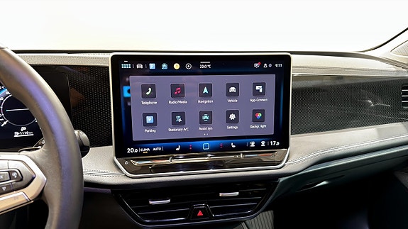 Volkswagen Passat 9 of 21