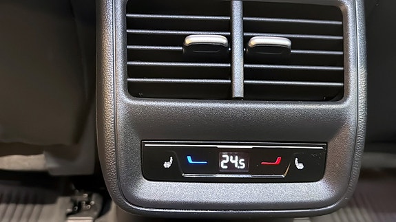 Volkswagen Passat 20 of 21