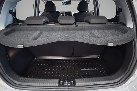 Hyundai i10 7 of 8