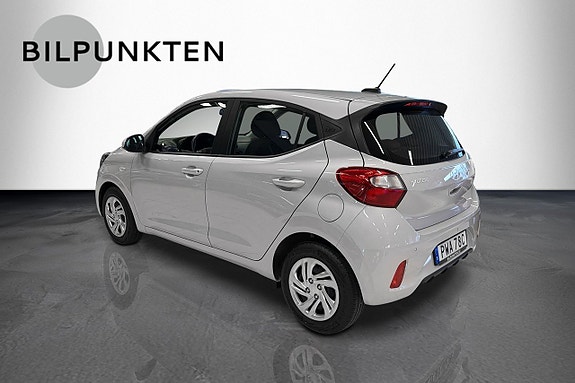 Hyundai i10 3 of 8