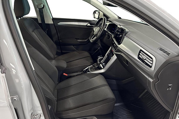 Volkswagen T-Roc 14 of 26