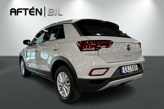 Volkswagen T-Roc 8 of 26