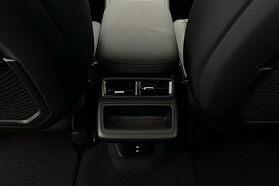 Polestar 4 22 of 26