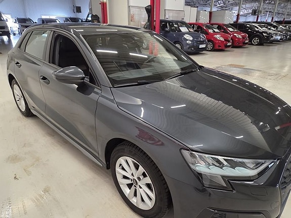 Audi A3 3 of 10