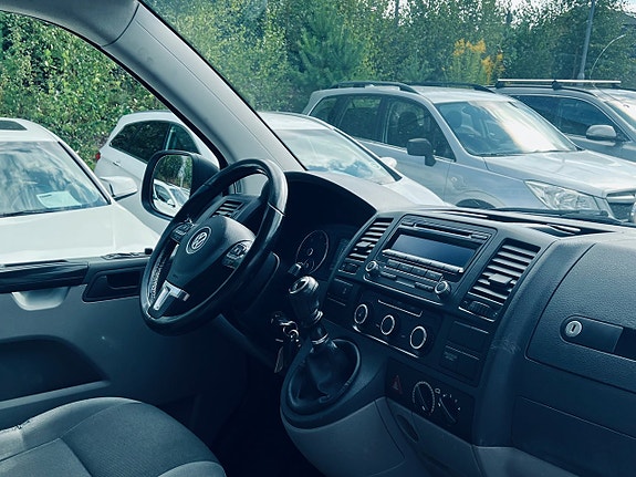 Volkswagen Transporter 13 of 25