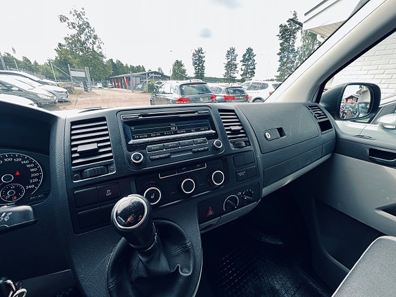 Volkswagen Transporter 19 of 25