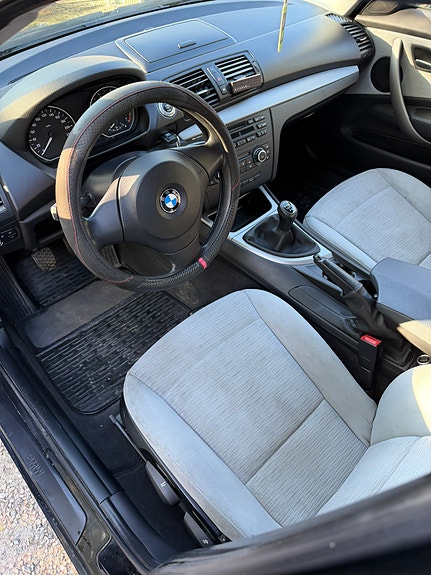 BMW 116i 4 of 4