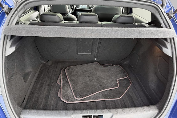 Peugeot 308 6 of 12
