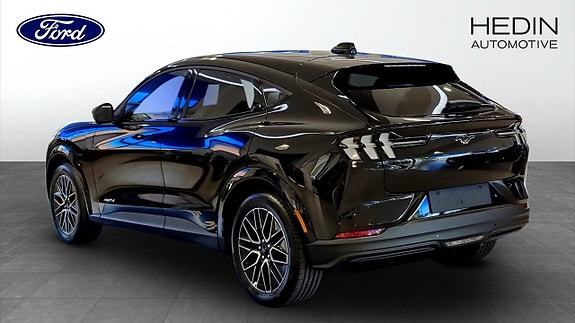 Ford Mustang Mach-E 2 of 9