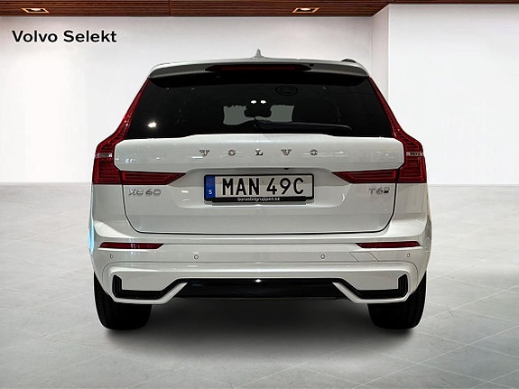 Volvo XC60 7 of 19