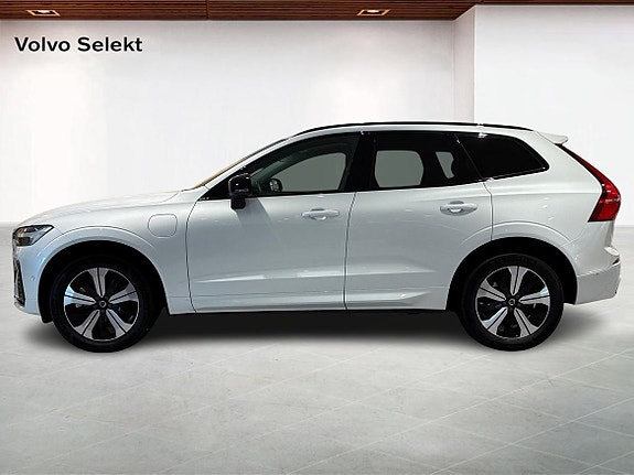 Volvo XC60 3 of 19