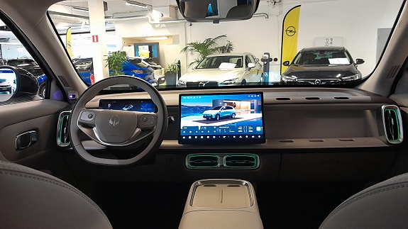 Leapmotor B10 9 of 11