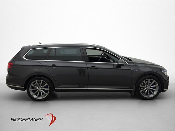 Volkswagen Passat 9 of 30