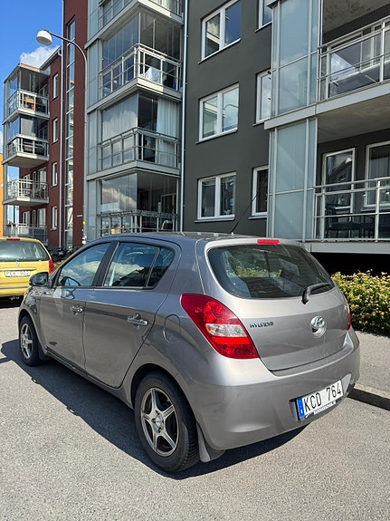 Hyundai i20 5 of 10