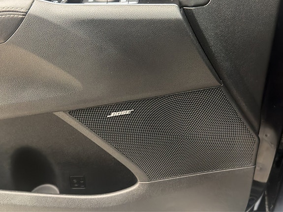 Kia Sorento 18 of 30
