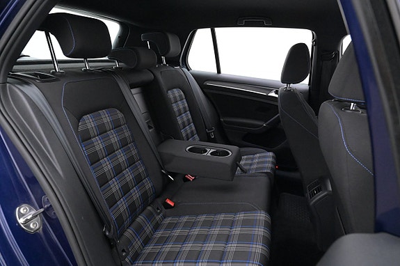 Volkswagen Golf I 21 of 27