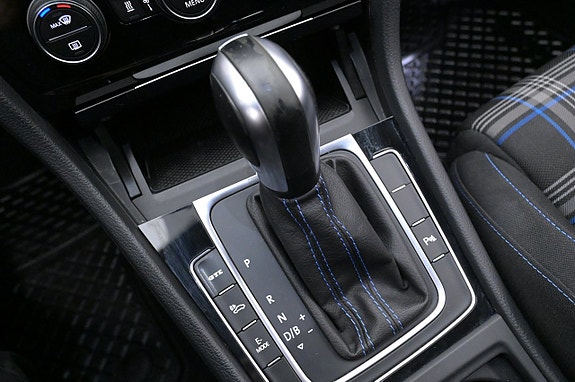 Volkswagen Golf I 19 of 27