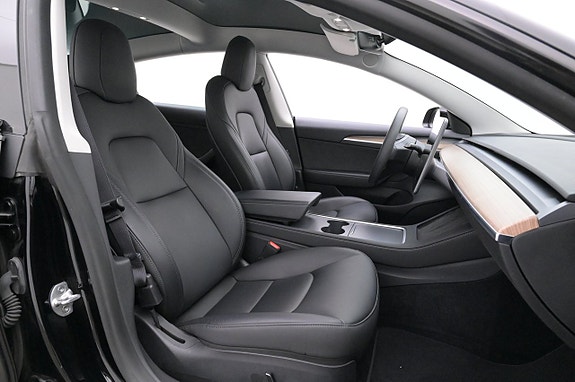 Tesla Model 3 12 of 27