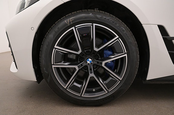 BMW i4 27 of 27