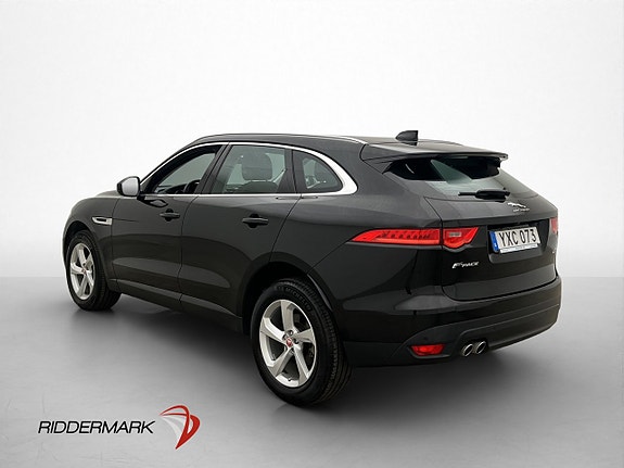 Jaguar F-PACE 6 of 30
