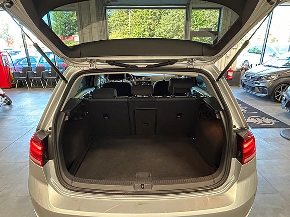 Volkswagen Golf I 19 of 22