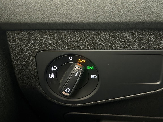 Volkswagen Tiguan 14 of 30