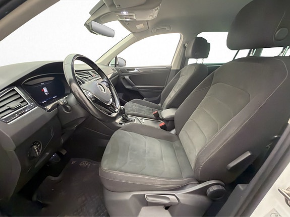 Volkswagen Tiguan 11 of 30