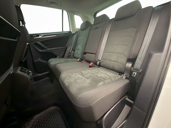 Volkswagen Tiguan 24 of 30
