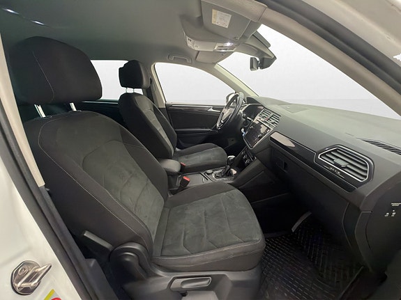 Volkswagen Tiguan 22 of 30