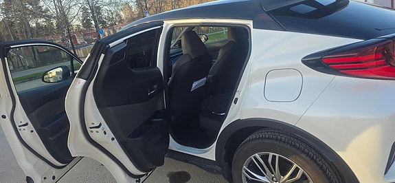 Toyota C-HR 5 of 6