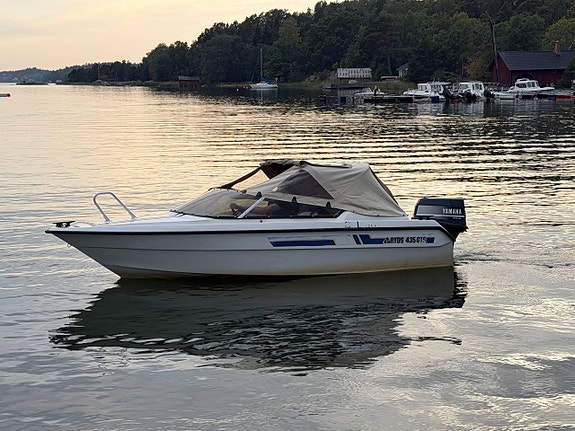 Sportbåt RYDS 435GTS + Yamaha 40HK / Körkapell / Servad! 3 of 12