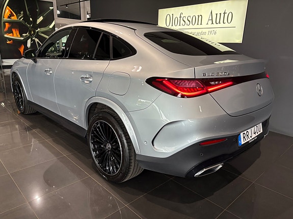 Mercedes-Benz GLC300 e 3 of 16
