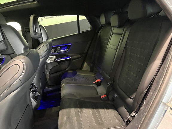 Mercedes-Benz GLC300 e 6 of 16