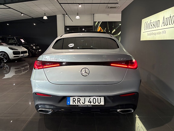 Mercedes-Benz GLC300 e 9 of 16