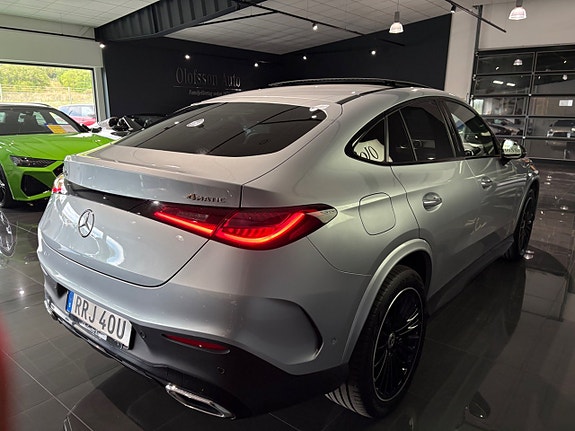 Mercedes-Benz GLC300 e 10 of 16