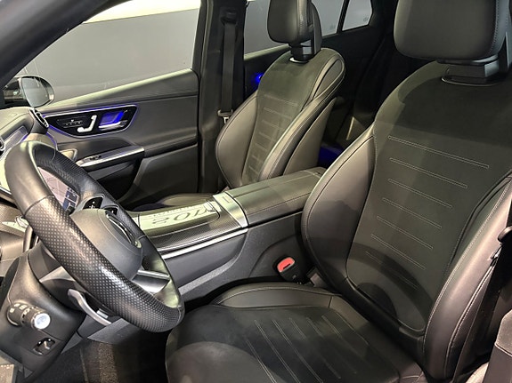 Mercedes-Benz GLC300 e 5 of 16