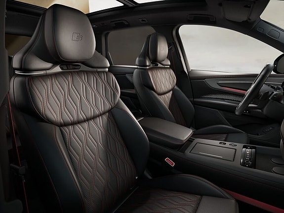 Audi Q7 9 of 11