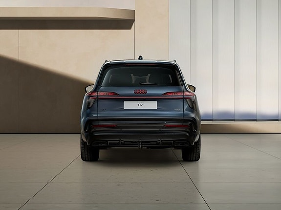 Audi Q7 7 of 11