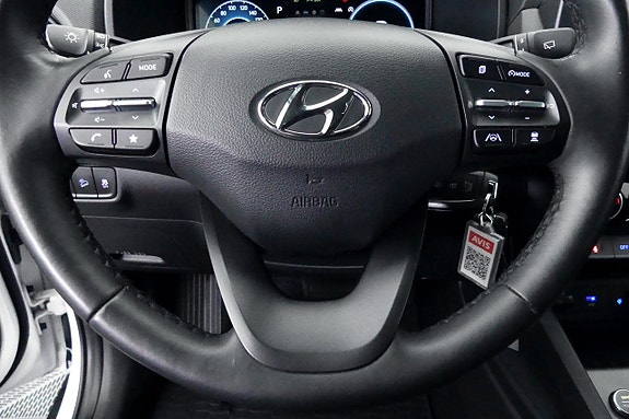 Hyundai Kona 8 of 16