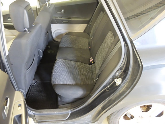 Kia Ceed 7 of 8