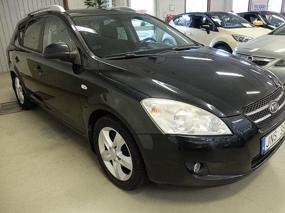 Kia Ceed 3 of 8