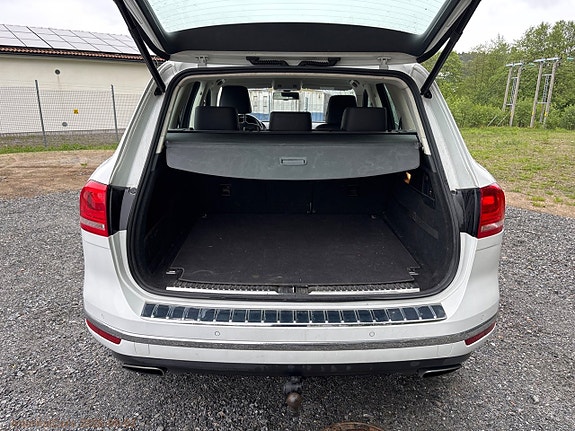 Volkswagen Touareg 9 of 30