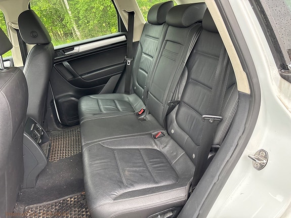 Volkswagen Touareg 17 of 30