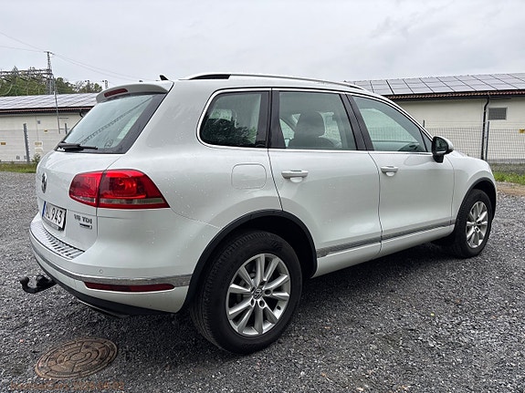 Volkswagen Touareg 5 of 30