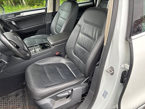 Volkswagen Touareg 15 of 30