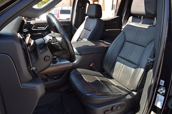 Chevrolet Silverado 1500 8 of 30