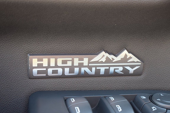 Chevrolet Silverado 1500 10 of 30