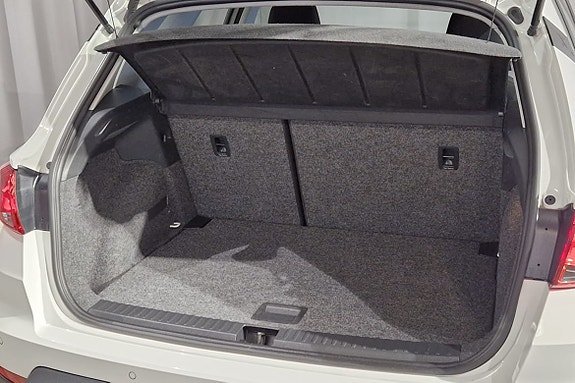 Seat Arona 5 of 13